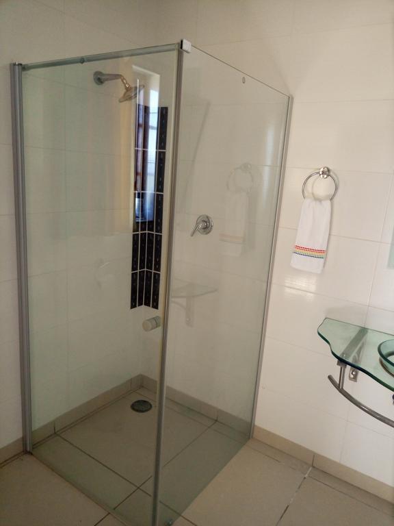Jin Xin Guest House Windhoek Bagian luar foto